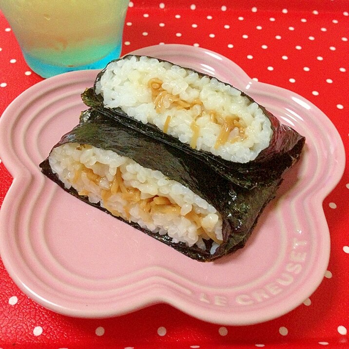 なめたけ おかかで 簡単おにぎらず レシピ 作り方 By ゆず茶55 楽天レシピ なめたけ おかかで 簡単おにぎらず レシピ 作り方 By ゆず茶55 楽天レシピ